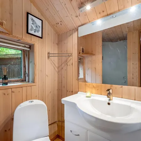 Holiday home Elea - 450m To The Fjord By Interhome